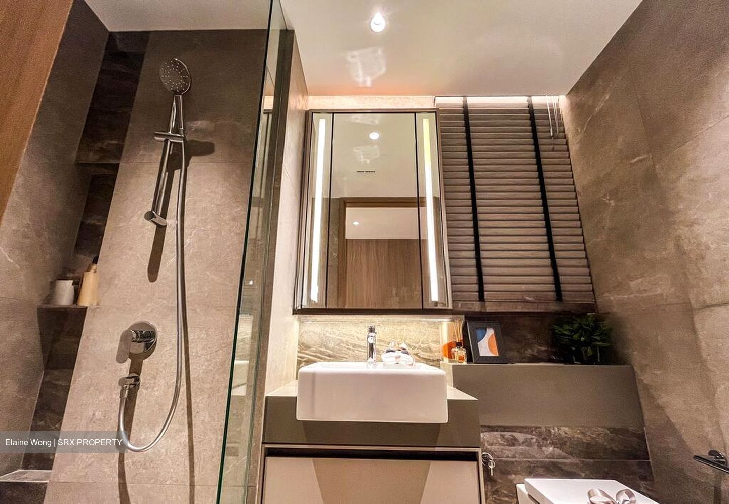 Commonwealth Towers (D3), Condominium #504922981